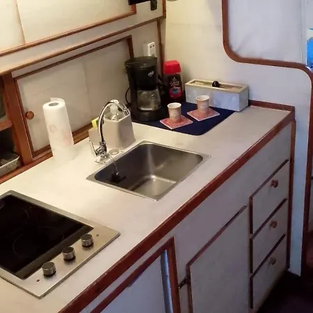 Boat Experience קורלחו